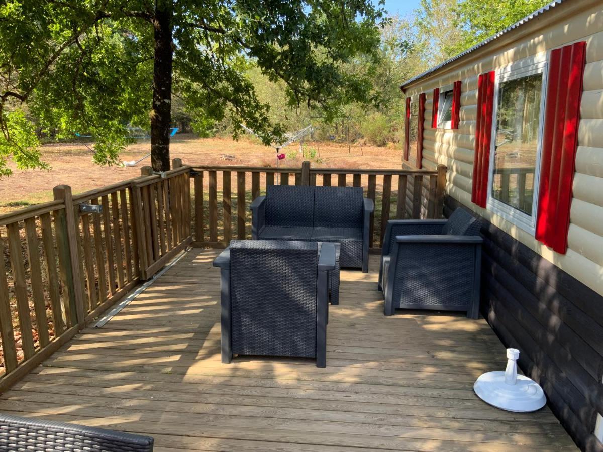 Domaine De Labelo Bed and Breakfast Commensacq Exteriör bild
