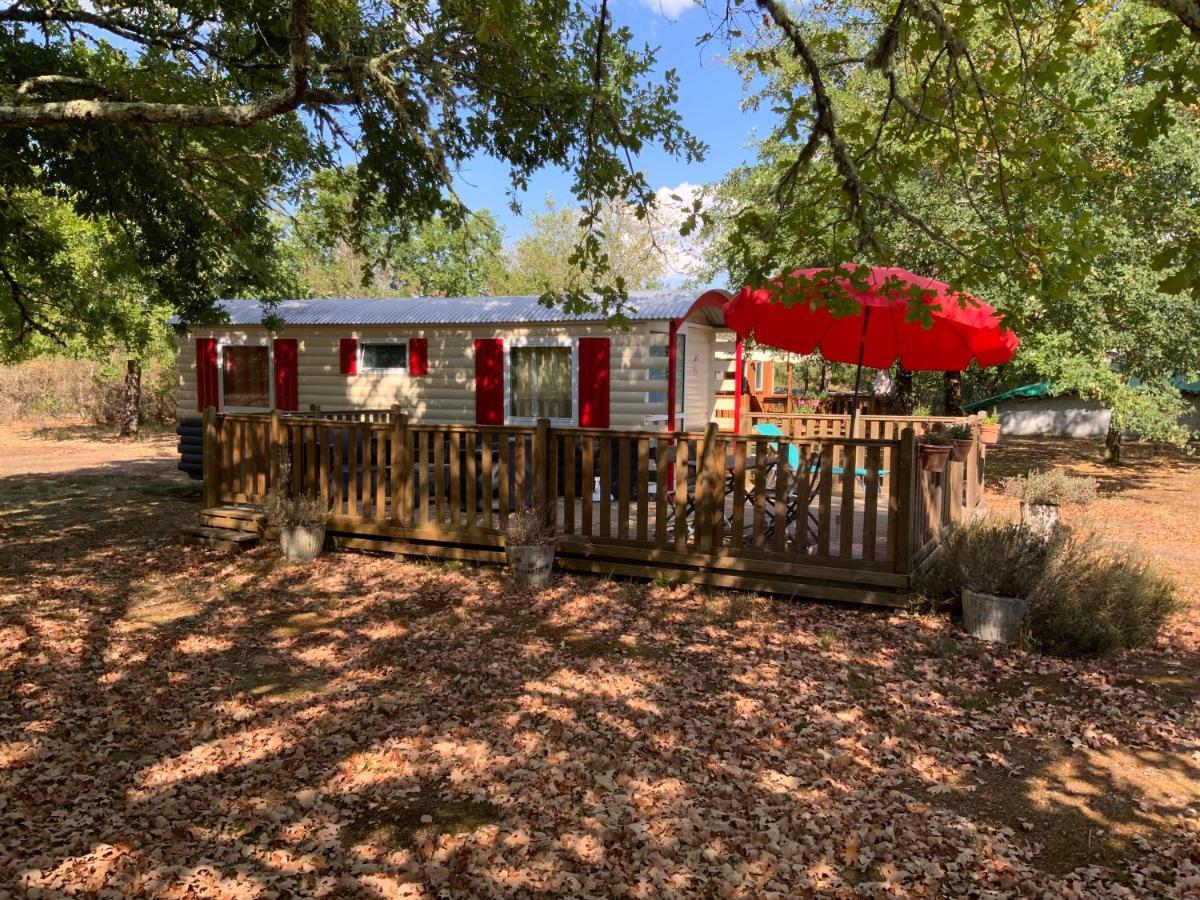 Domaine De Labelo Bed and Breakfast Commensacq Exteriör bild